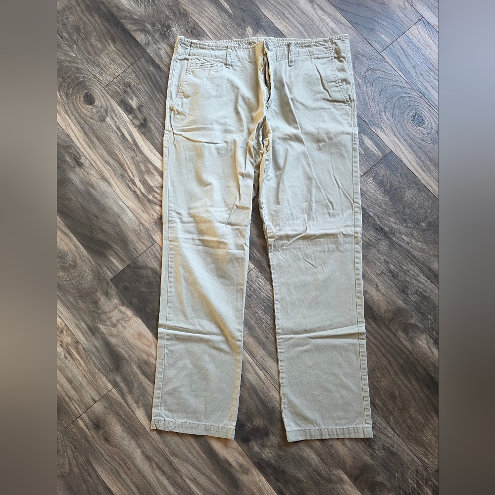 Old Navy Men's Khaki Chinos